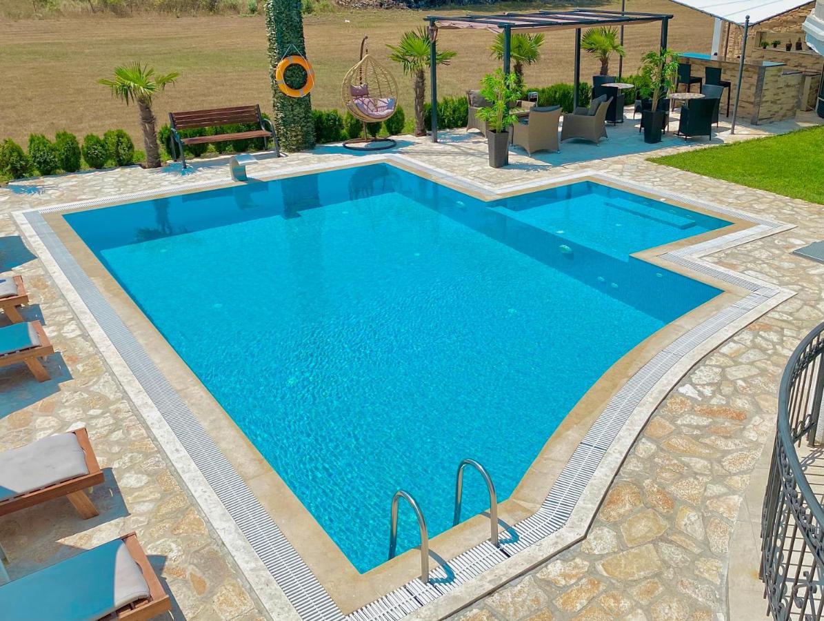 Apartments Lj Ulcinj Zewnętrze zdjęcie