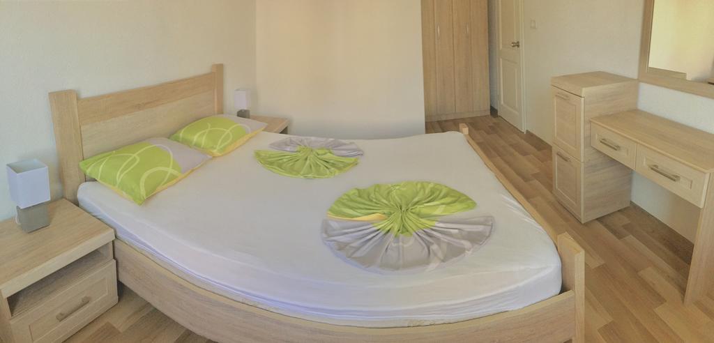 Apartments Lj Ulcinj Zewnętrze zdjęcie
