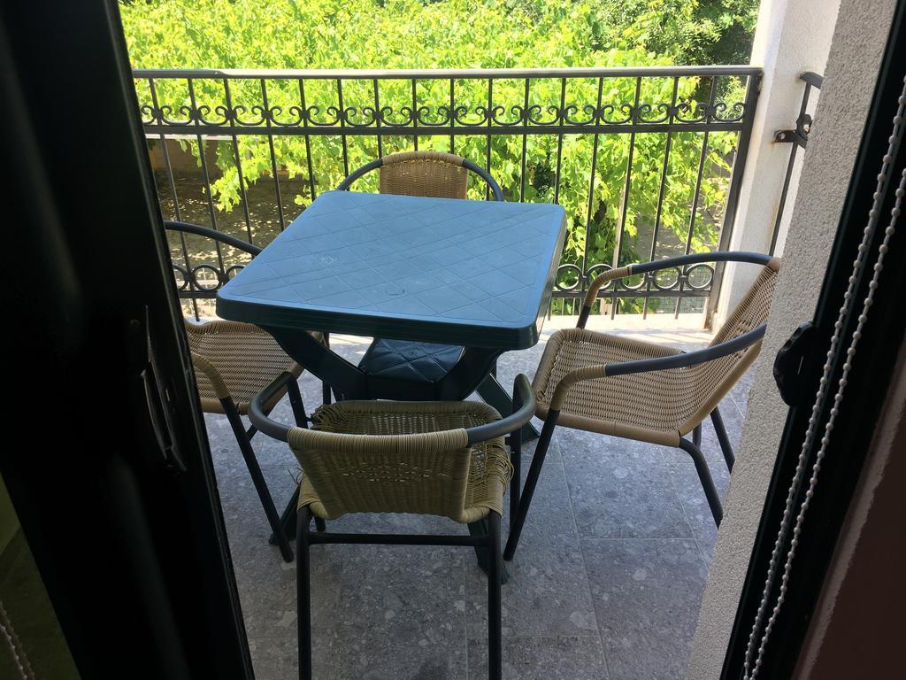 Apartments Lj Ulcinj Zewnętrze zdjęcie