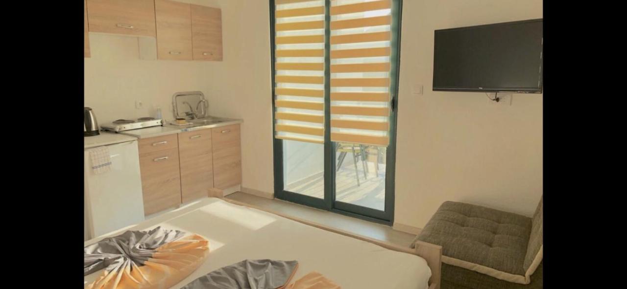 Apartments Lj Ulcinj Zewnętrze zdjęcie